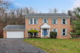 1270 Barnstaple Dr, South Park, PA 15129