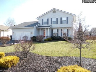 5097 Winslow Dr, Mineral Ridge, OH 44440