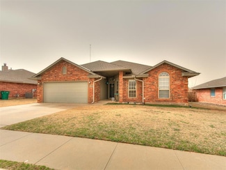 2728 SE 94th St, Moore, OK 73160