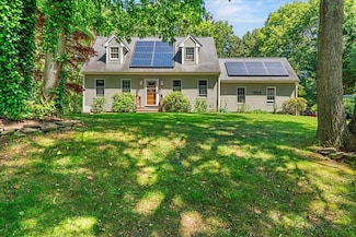 19 Forest Rd, Forestdale, MA 02644