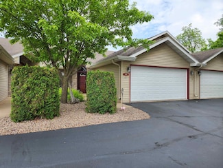 584 N Wisconsin St, Berlin, WI 54923