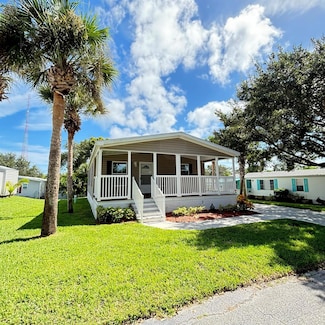 153 Skipper Ln, Sebastian, FL 32958