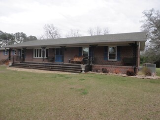 228 Highland St SE, Hanceville, AL 35077