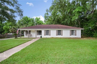 1913 Spanish Dr, Saraland, AL 36571
