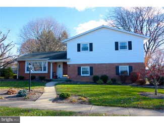 34 Miller Dr, Reading, PA 19608
