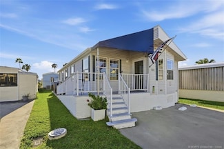 181 Nettles Blvd, Jensen Beach, FL 34957