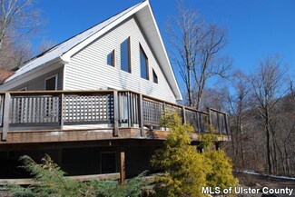 5994 State Route 28, Phoenicia, NY 12464