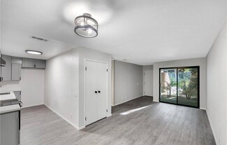 2812 N Auburn Ct Unit 109, Palm Springs, CA 92262