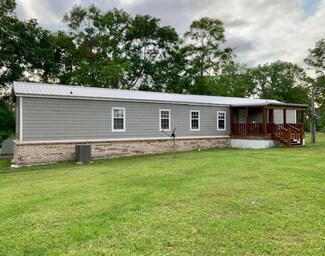 45 Melvin Rd, Perkinston, MS 39573