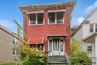 1028 S Austin Blvd, Oak Park, IL 60304