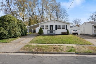 2971 Pikes Ave, Akron, OH 44314