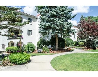 500 Fellsview Terrace Unit 505, Stoneham, MA 02180
