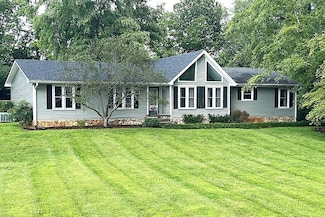 150 W Bogle Rd, Rockfield, KY 42274