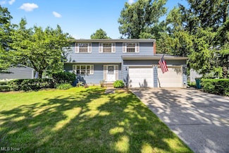 6816 Palmerston Dr, Mentor, OH 44060