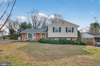 13603 Floris St, Herndon, VA 20171