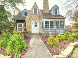 905 S Mckinley Ave, Champaign, IL 61821