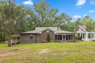 45 Farve Rd, Sumrall, MS 39482