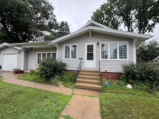 438 10th Ave N, Fort Dodge, IA 50501