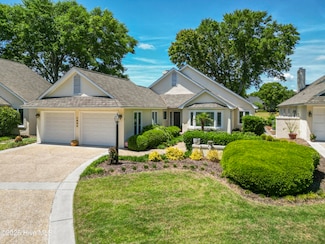 1824 Glen Eagles Ln, Wilmington, NC 28405
