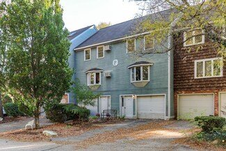 107 Valley Way W Unit 107, Manchester, NH 03102
