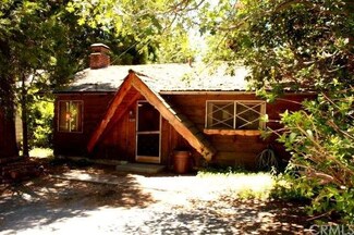28205 Pine Cone Ln, Rimforest, CA 92378