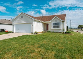 878 Hathaway Dr, Trenton, OH 45067