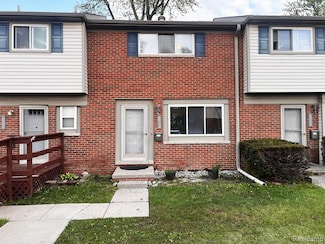 25954 Salem St Unit 5, Roseville, MI 48066