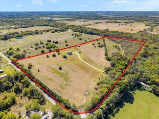 5512 County Road 1042, Celeste, TX 75423