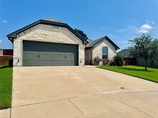 227 Jacinth Ln, Granbury, TX 76049