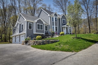 58 Boivin Dr, Marlborough, MA 01752