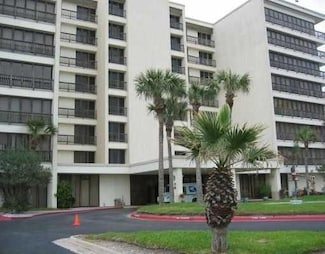 15002 Windward Dr Unit 104B, Corpus Christi, TX 78418