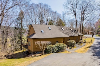 1140 Murphys Rd Unit 6C, Quechee, VT 05059