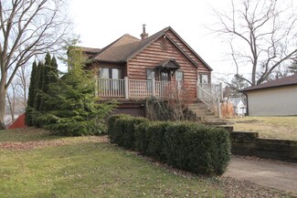 119 S Shore Dr Unit S, Island Lake, IL 60042