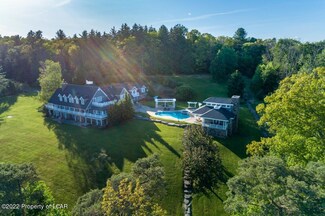 340 Huntsville-Idetown Rd, Dallas, PA 18612