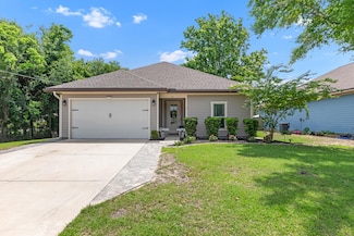 101 Owen St, Niceville, FL 32578