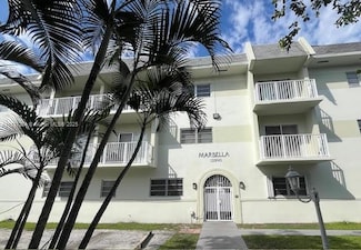 12890 NE 8th Ave Unit 102, North Miami, FL 33161