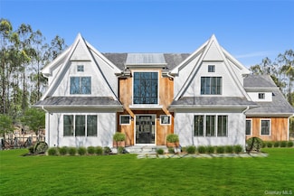 94 Merchants Path, Sagaponack, NY 11962