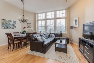 51 Pettee St Unit 28, Newton Upper Falls, MA 02464