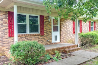 628 County Road 107, Killen, AL 35645