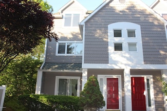 453 E Putnam Ave Unit 4I, Cos Cob, CT 06807