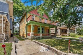 3112 Charlotte St, Kansas City, MO 64109