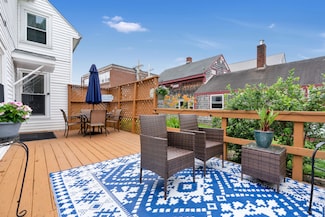 12 Maple St, Bath, ME 04530