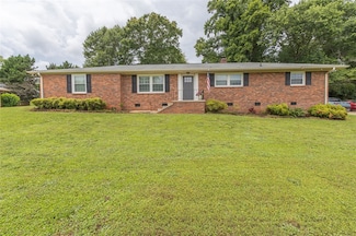 211 Lakewood Dr, Anderson, SC 29621