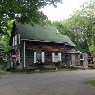 414 Commercial St, Rockport, ME 04856