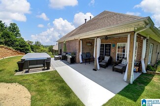 6423 Misty Ridge Dr, Birmingham, AL 35235