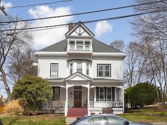 14 Center St Unit 3, Watertown, MA 02472