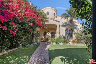 928 Wellesley Ave, Los Angeles, CA 90049