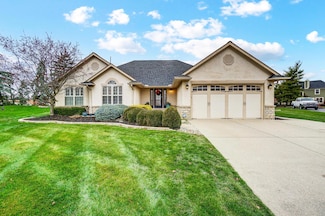 2474 Marthas Wood, Grove City, OH 43123