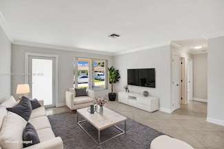 2927 NW 46th St, Fort Lauderdale, FL 33309