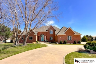 721 S 210th Cir, Elkhorn, NE 68022